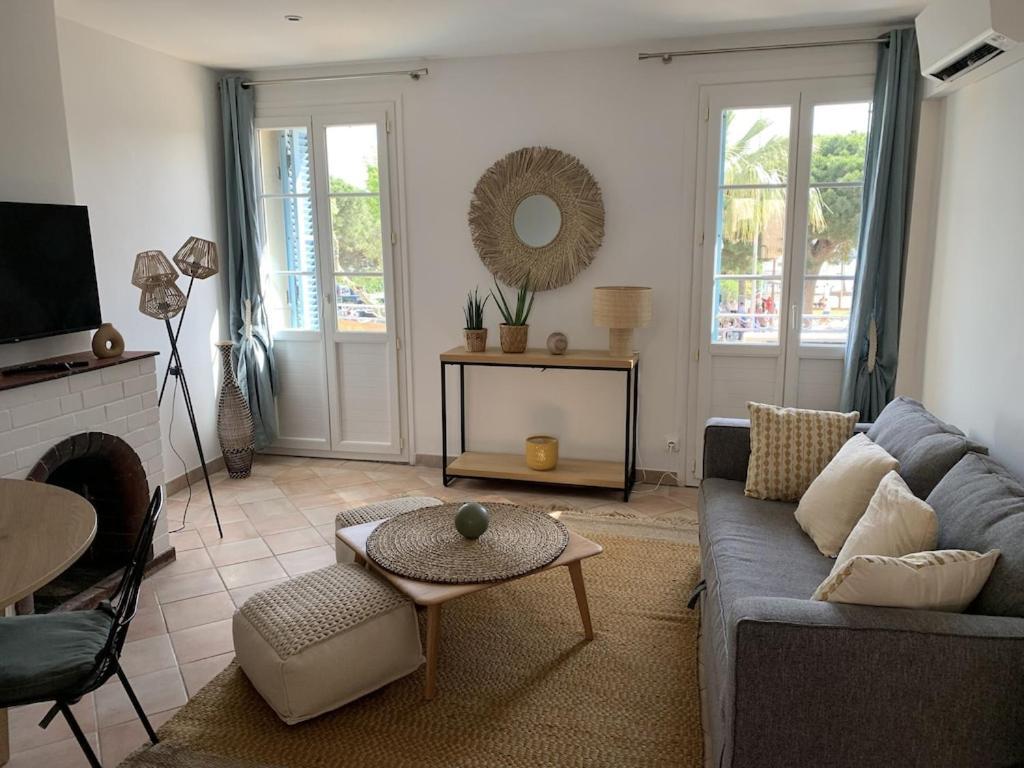 Maison De Village Renovee Avec Vue Mer Exceptionnelle Sainte-Maxime Eksteriør billede