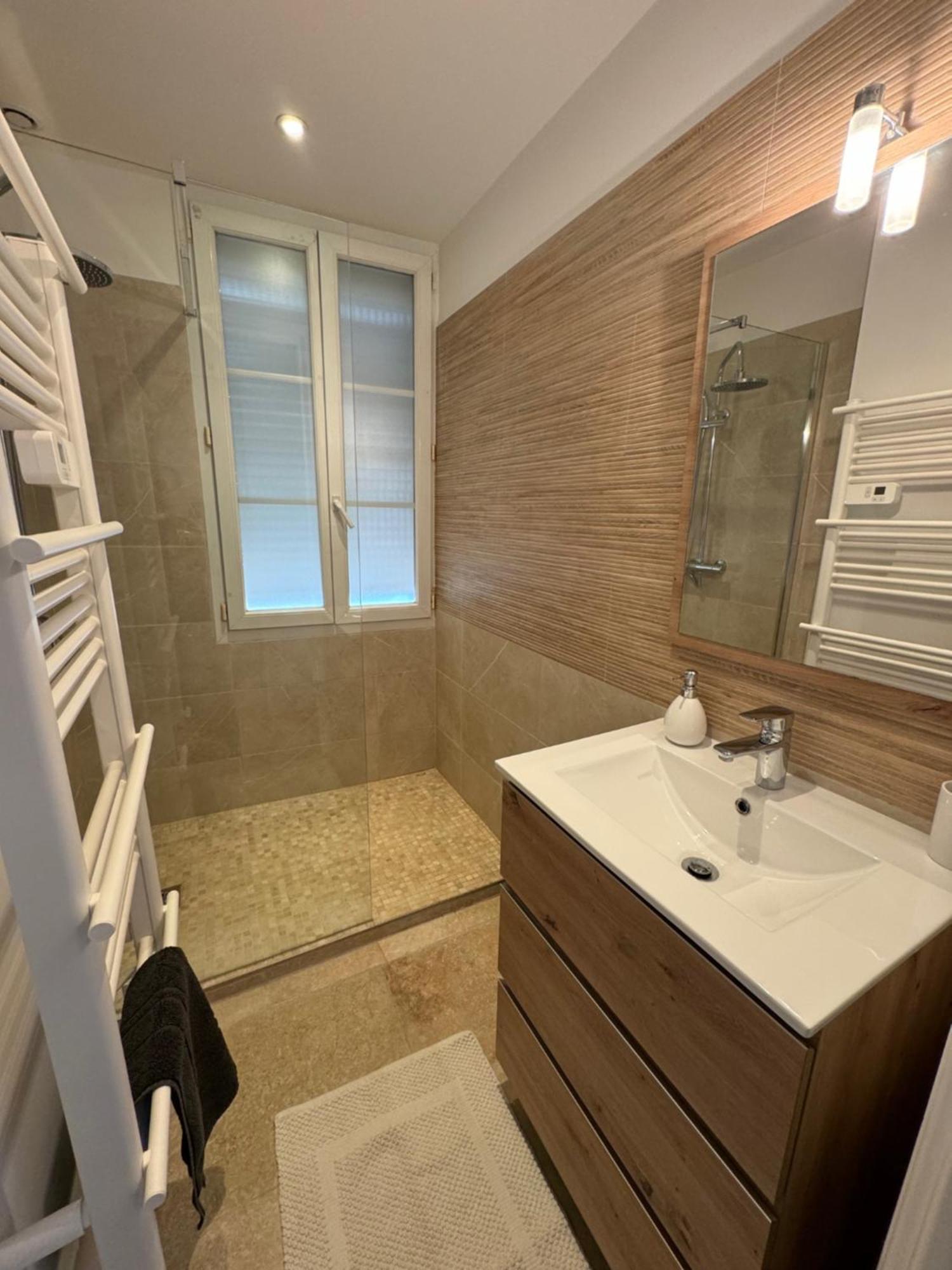 Maison De Village Renovee Avec Vue Mer Exceptionnelle Sainte-Maxime Eksteriør billede